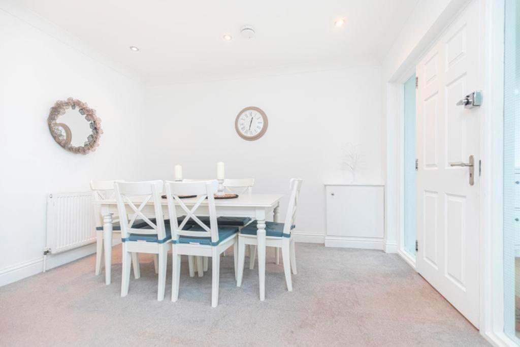 Bournecoast - Clifftop Apartment With Garden -Fm827 Μπόρνμουθ Εξωτερικό φωτογραφία
