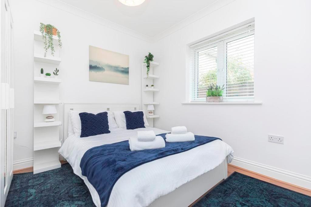 Bournecoast - Clifftop Apartment With Garden -Fm827 Μπόρνμουθ Εξωτερικό φωτογραφία